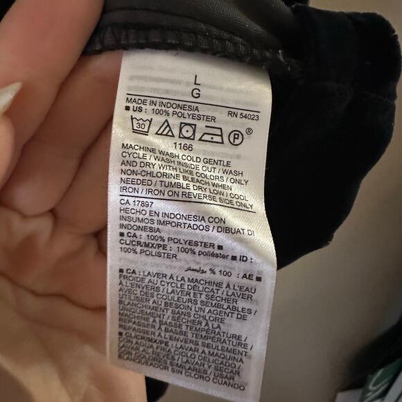 Old Navy Elbow-Sleeve Split-Neck Velvet Swing Blouse Size L NEW WITH TAGS - Picture 5 of 8